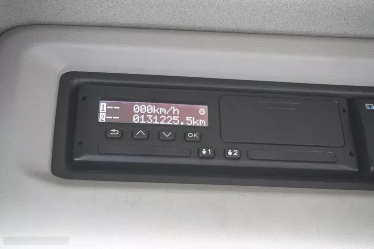 Scania P280 4x2 E6 / Chłodnia Lamberet 16 EPAL / Multitemperatura / Thermoking T-800R / 130 tys. km / 3 szt zdjęcie 24