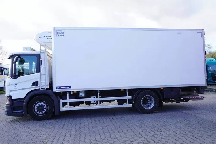 Scania P280 4x2 E6 / Chłodnia Lamberet 16 EPAL / Multitemperatura / Thermoking T-800R / 130 tys. km / 3 szt zdjęcie 8