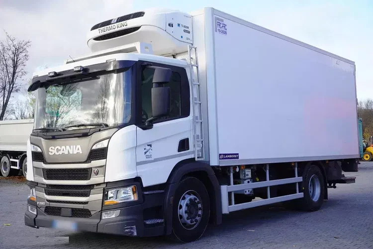 Scania P280 4x2 E6 / Chłodnia Lamberet 16 EPAL / Multitemperatura / Thermoking T-800R / 130 tys. km / 3 szt zdjęcie 9
