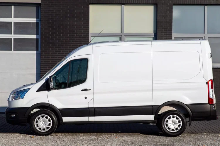 Ford Transit L2H2 ŚREDNI zdjęcie 20