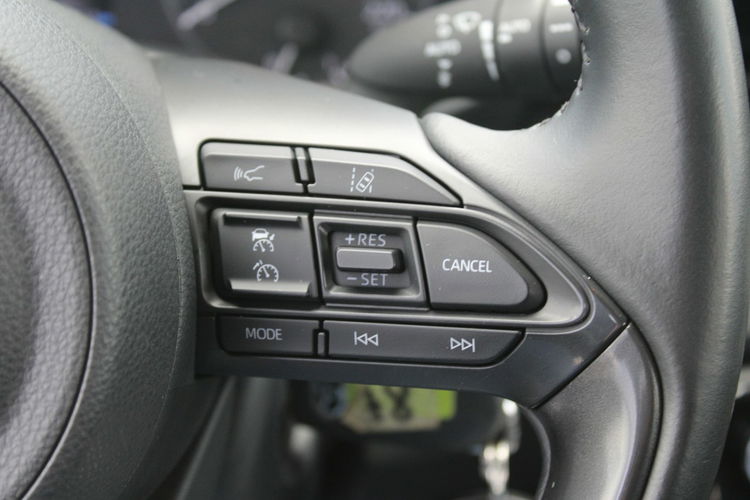 Toyota Yaris Hybrid 1.5 Comfort Kamera zdjęcie 17