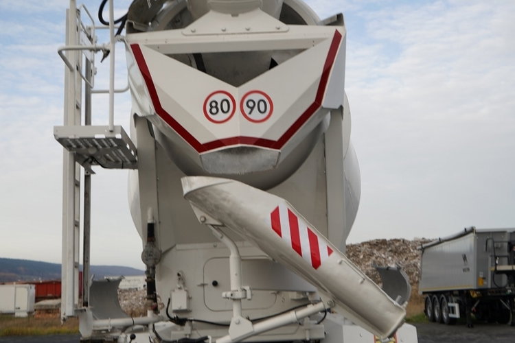 Scania P 410 / 8x4 / BETONOMIESZARKA / GRUSZKA / PUTZMEISTER / 9m3 / AUTOMAT / SKÓRY zdjęcie 14