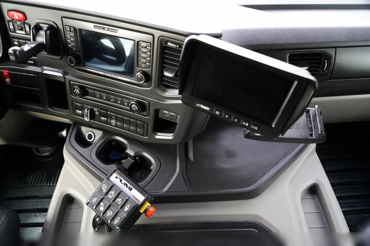 Scania P 410 / 8x4 / BETONOMIESZARKA / GRUSZKA / PUTZMEISTER / 9m3 / AUTOMAT / SKÓRY zdjęcie 35