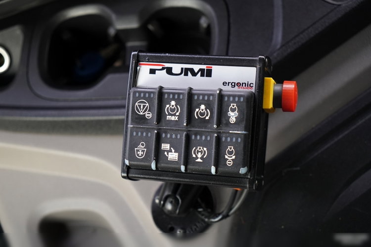 Scania P 410 / 8x4 / BETONOMIESZARKA / GRUSZKA / PUTZMEISTER / 9m3 / AUTOMAT / SKÓRY zdjęcie 37