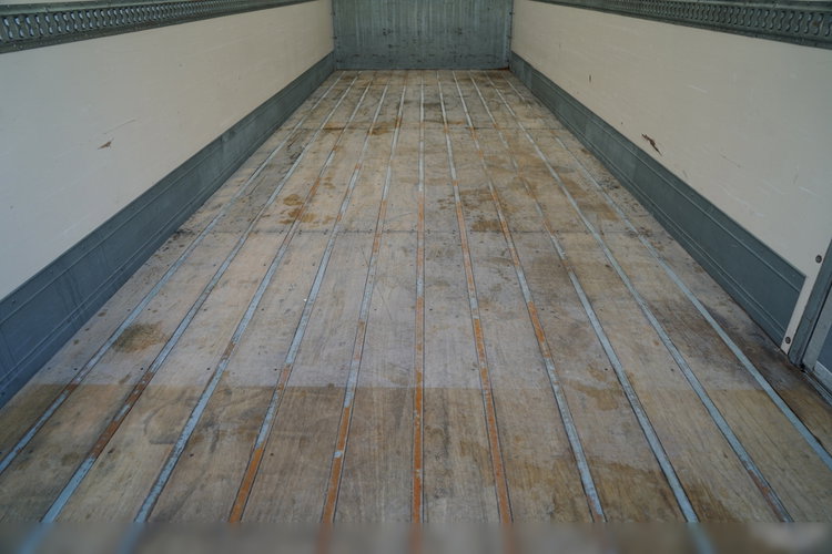 Renault D 210 / 4x2 / KONTENER / 8.6 M /  MOCNA PODŁOGA / WINDA DHOLLANDIA  zdjęcie 26