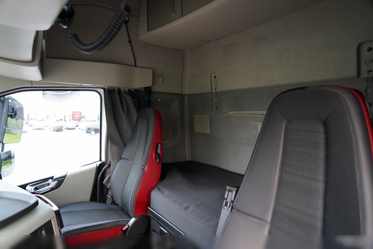 Volvo FH 500 / XXL / STANDARD zdjęcie 26
