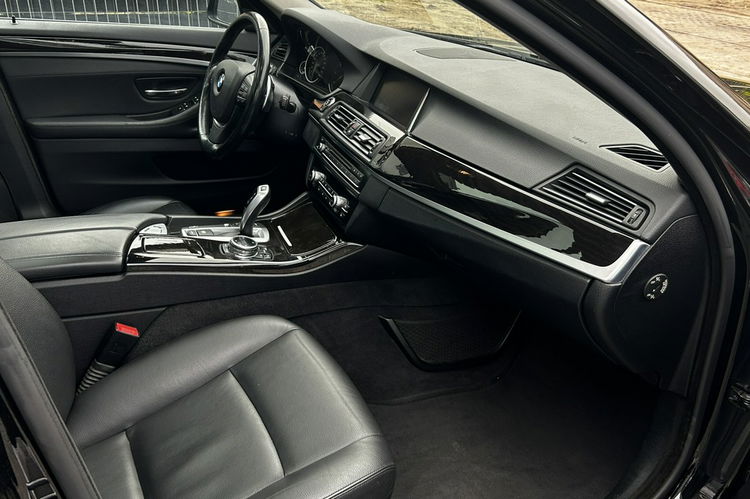BMW 520 Lift/As. Pasa/Radar/Harman K/Panorama/Bi xenon/El. klapa zdjęcie 8