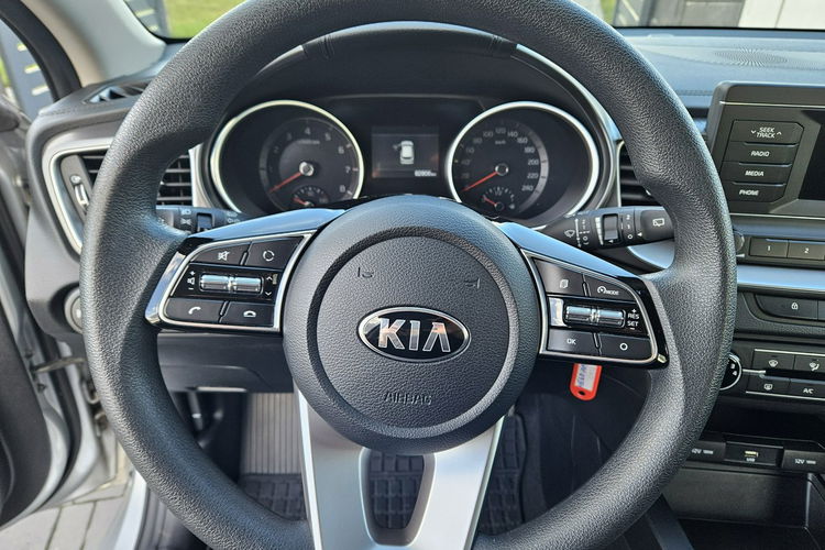 Kia Cee'd Polski salon, bezwypadkowy, gwarancja do 2028 roku zdjęcie 23