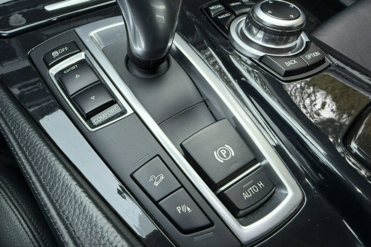 BMW 525 Bardzo zadbana - serwisowana zdjęcie 16