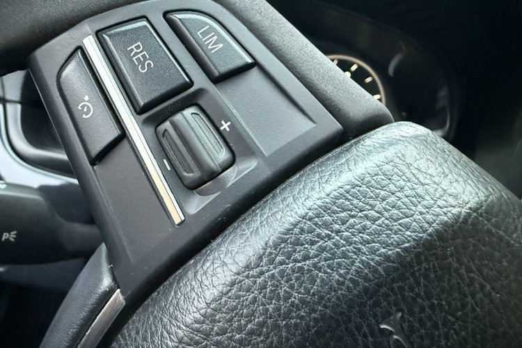 BMW 525 Bardzo zadbana - serwisowana zdjęcie 18