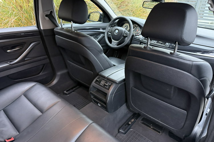 BMW 525 Bardzo zadbana - serwisowana zdjęcie 27