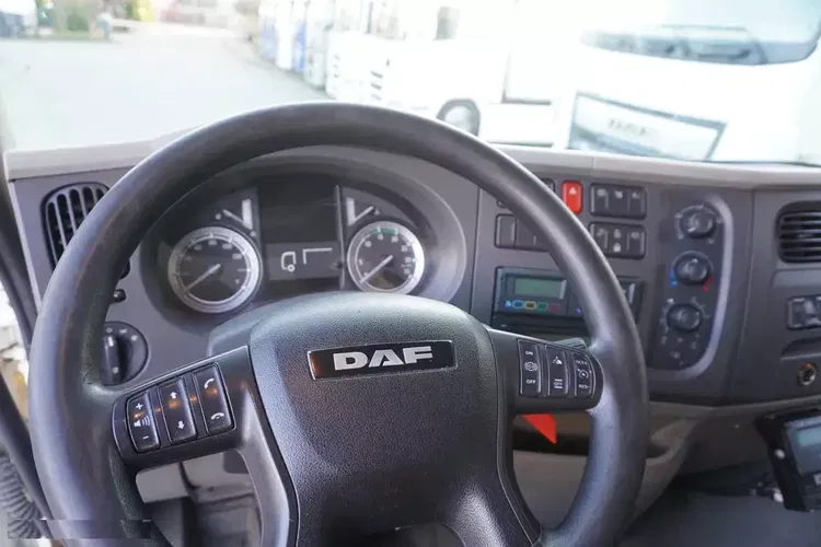 DAF LF 290 E6 4x2 / Chłodnia Lamberet 22 palety / Multitemperatura / Carrier Supra 1150 MR zdjęcie 17