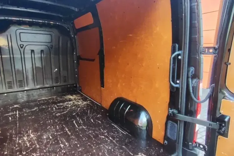 Renault Master zdjęcie 21