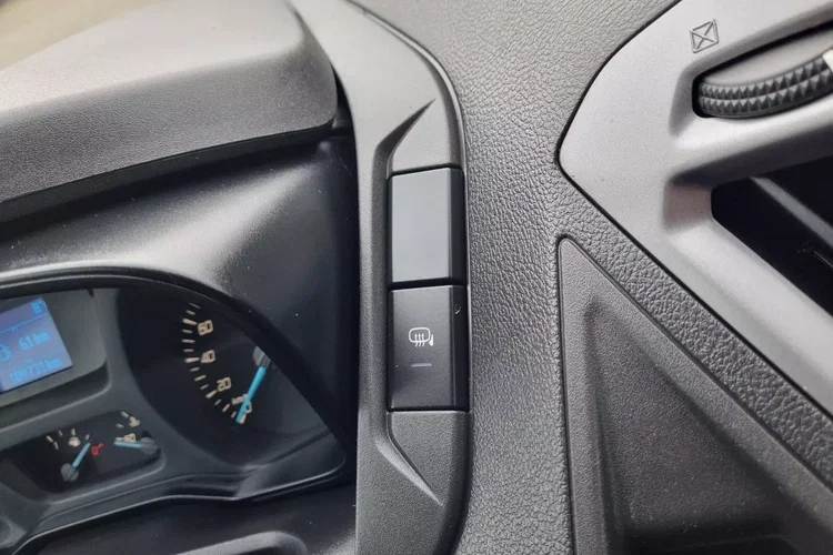 Ford transit-custom Long 39999zł NETTO 2.0 TdCi/131KM zdjęcie 22