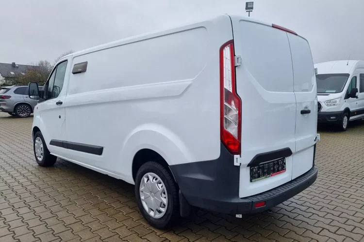Ford transit-custom Long 39999zł NETTO 2.0 TdCi/131KM zdjęcie 9