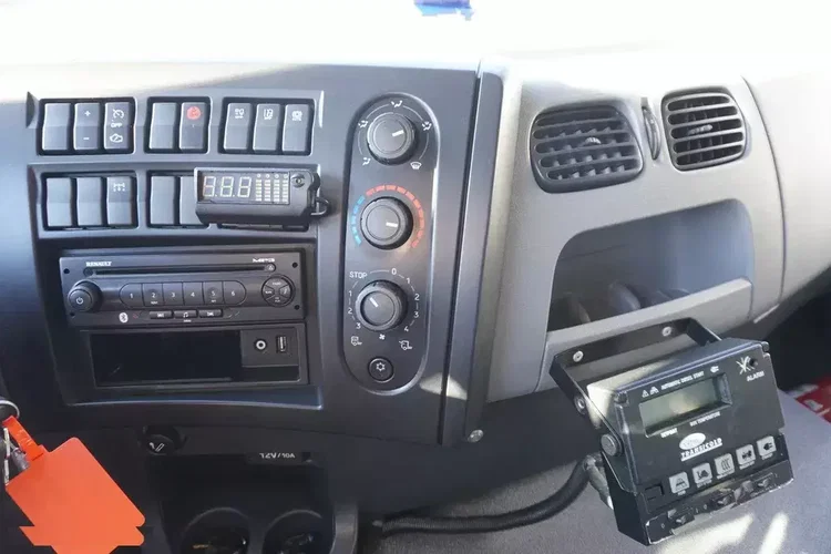 Renault D19 Wide 4x2 E6 / Chłodnia Lamberet 22 EPAL / Multitemperatura / Carrier Supra 1250 MT zdjęcie 21