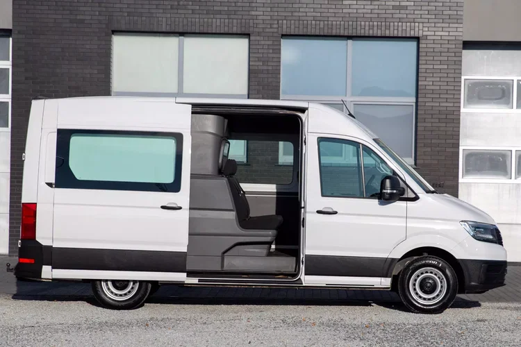Volkswagen Crafter 7-osób BRYGADÓWKA L3H2 140KM zdjęcie 4