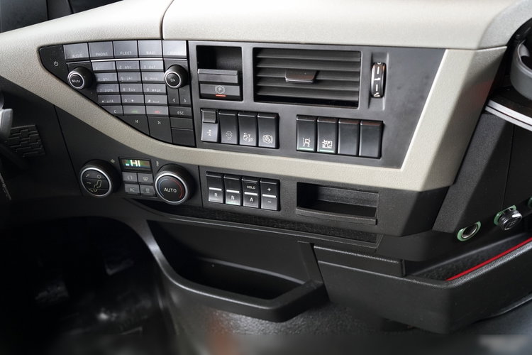 Volvo FH 500 / XXL / STANDARD / EURO 6  zdjęcie 30