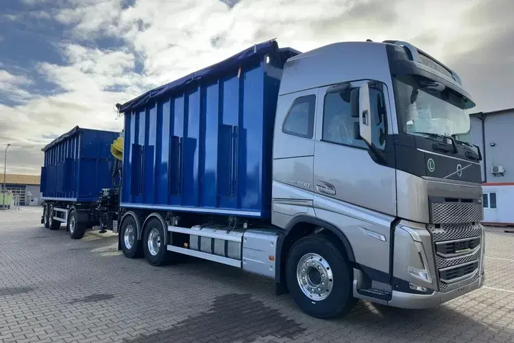 Volvo NOWY FH 500KM 6X4 + przyczepa + HDS zdjęcie 3