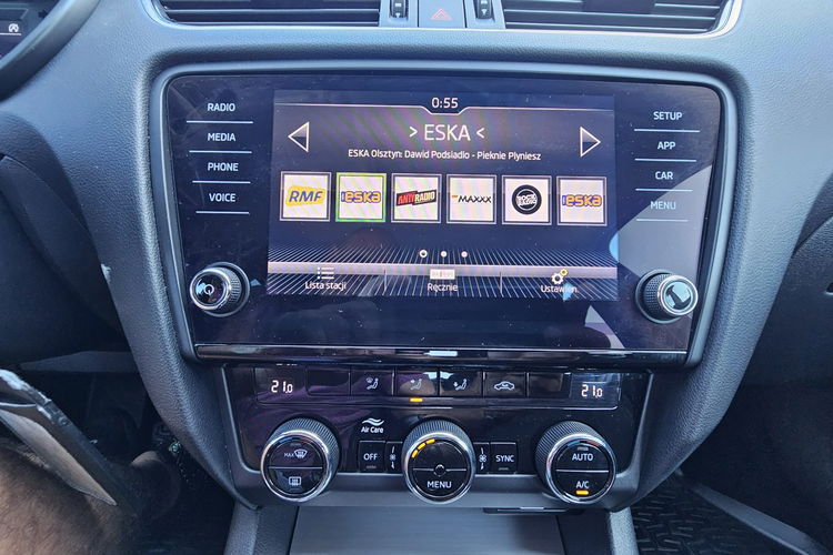 Skoda Octavia Pierwszy właściciel, bluetooth, czujniki parkowania, klimatronik zdjęcie 23