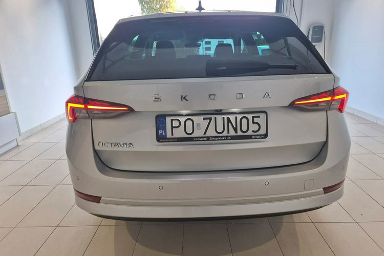 Skoda Octavia zdjęcie 7
