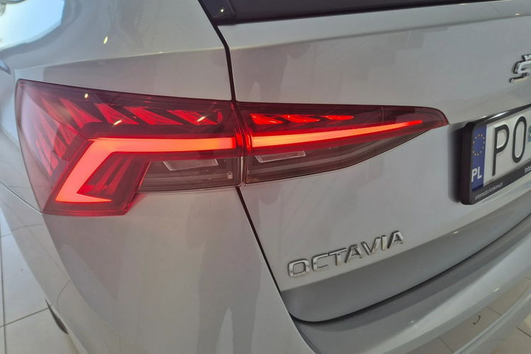 Skoda Octavia zdjęcie 13