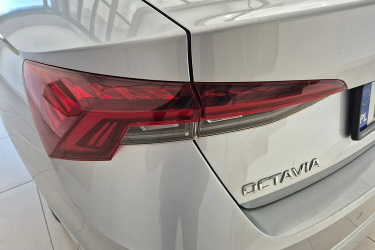 Skoda Octavia zdjęcie 13