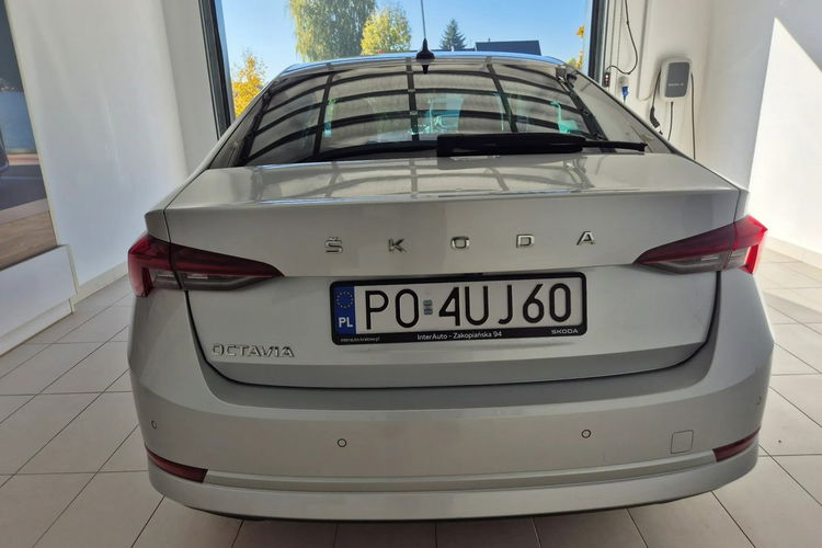 Skoda Octavia zdjęcie 9