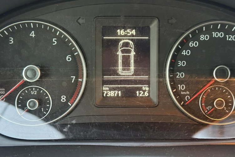 Volkswagen Caddy 2.0 MPI 109 KM MAXI 7 osobowy zdjęcie 17