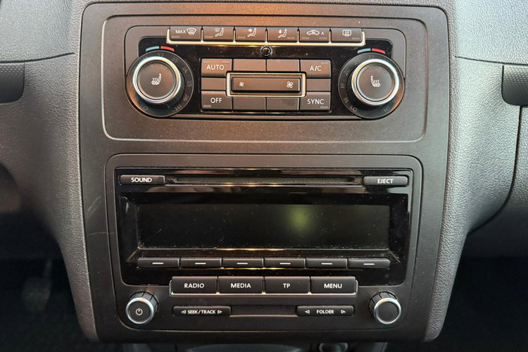 Volkswagen Caddy 2.0 MPI 109 KM MAXI 7 osobowy zdjęcie 18