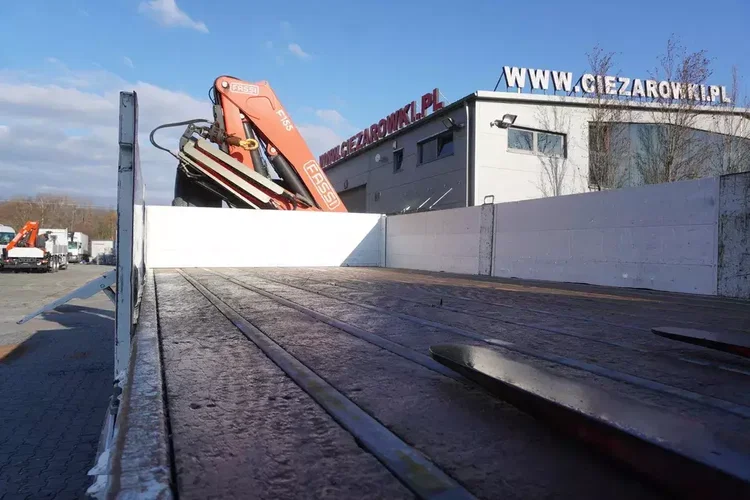 Iveco Stralis X-Way 310 4x2 E6 / dźwig Fassi F155 / 670 MTH / 130 tys. km zdjęcie 16