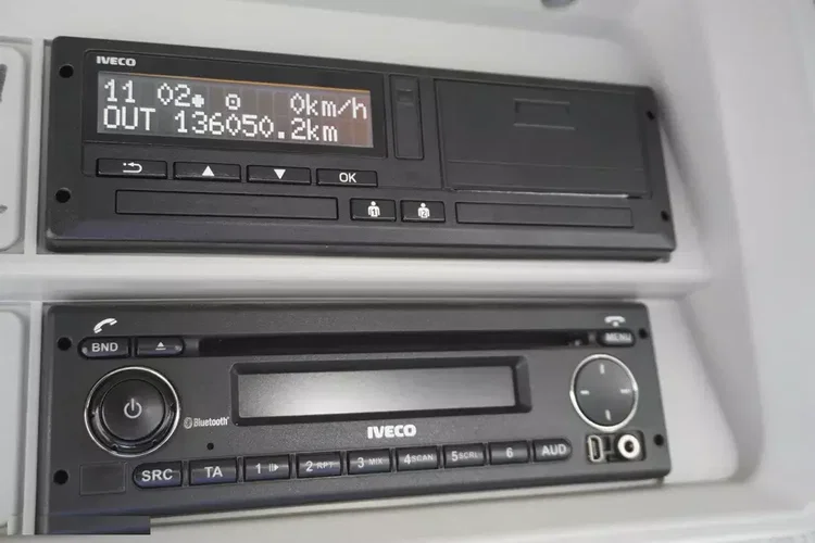 Iveco Stralis X-Way 310 4x2 E6 / dźwig Fassi F155 / 670 MTH / 130 tys. km zdjęcie 22