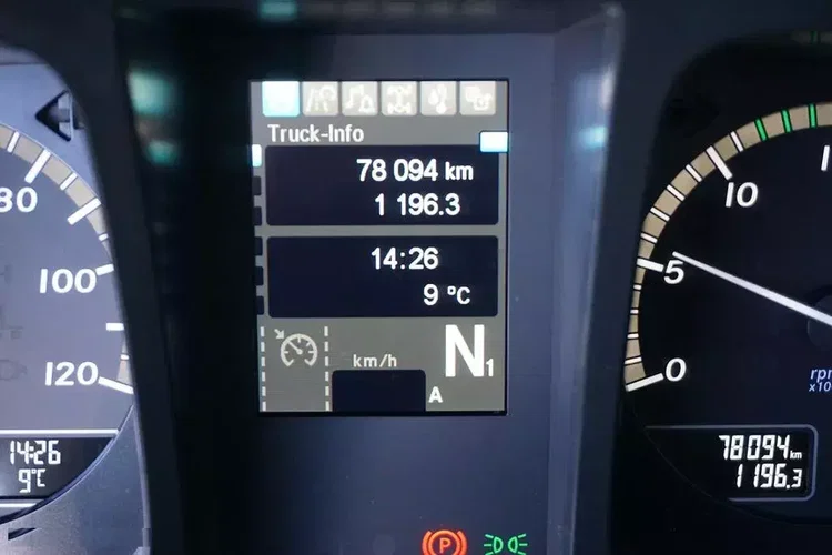 Mercedes / ANTOS / 1830 / E 6 / CHŁODNIA + WINDA / 18 PALET / 78 000 KM zdjęcie 12