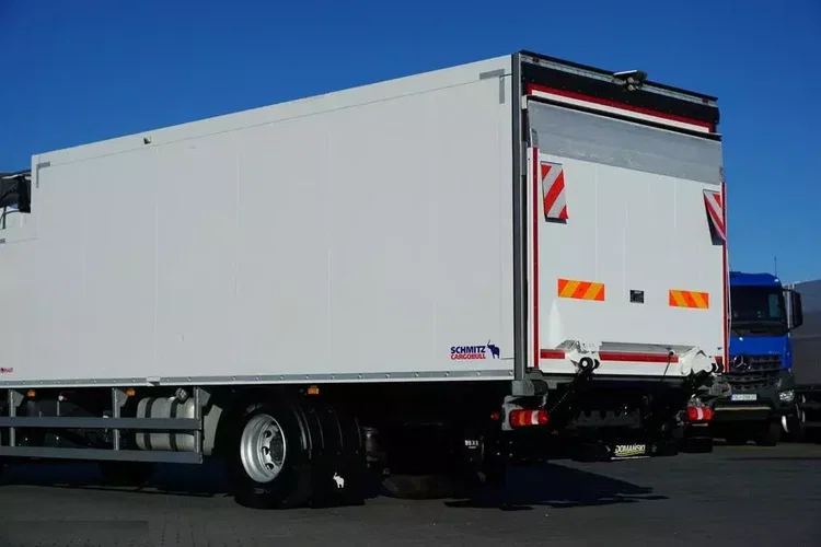 Mercedes / ANTOS / 1830 / E 6 / CHŁODNIA + WINDA / 18 PALET / 78 000 KM zdjęcie 35