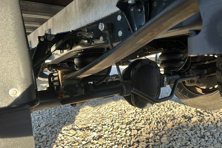 Iveco Daily 35S18 Firana 8-palet + Drzwi Tylne 3.0/180 GWARANCJA zdjęcie 12