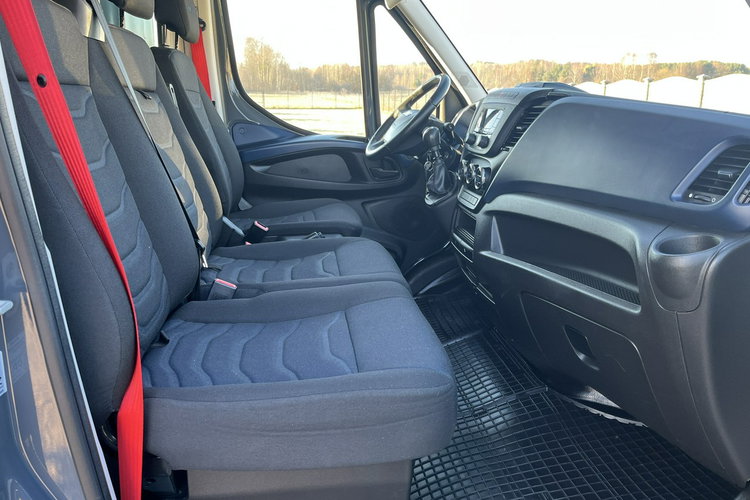 Iveco Daily 35S18 Firana 8-palet + Drzwi Tylne 3.0/180 GWARANCJA zdjęcie 7