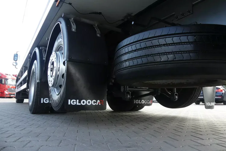 DAF CF 370 / 6x2 / CHŁODNIA 9.50 + WINDA / EURO 6 / zdjęcie 17