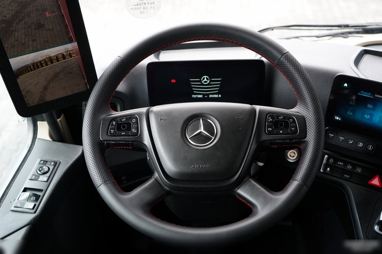 Mercedes -BENZ ACTROS / 2545 / FIRANKA  / 6x2 / KLIMA POSTOJOWA / BIG SPACE / WIELTON / 2021 zdjęcie 36