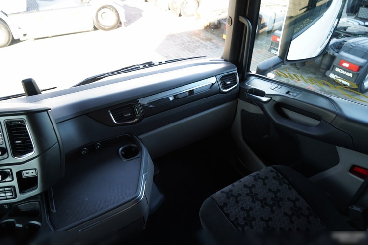 Scania S 500 / RETARDER / CAŁA NA PODUSZKACH / ALUFELGI / OPONY 100% / zdjęcie 32