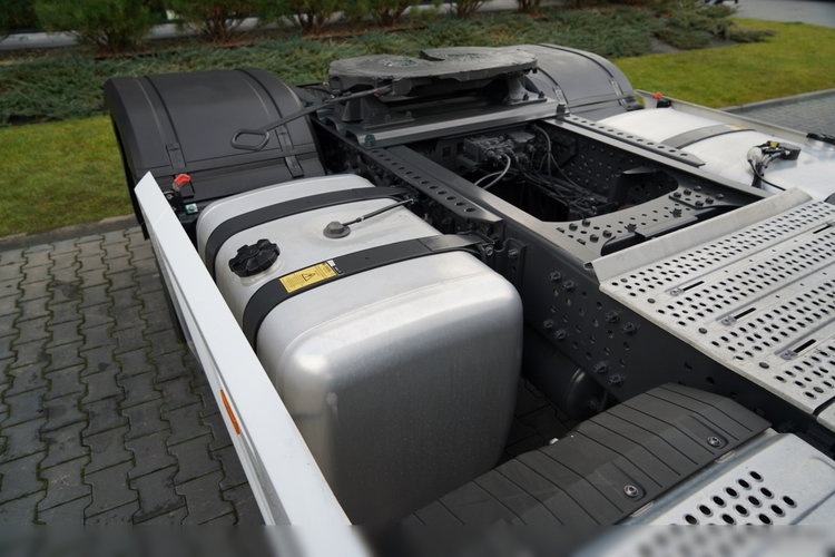 Mercedes -Benz ACTROS  L 1851 / GIGA SPACE / RETARDER zdjęcie 17