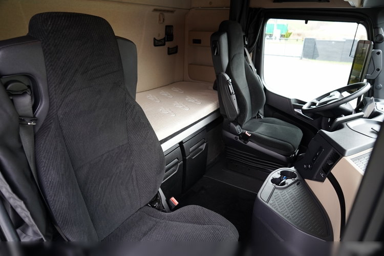 Mercedes -Benz ACTROS  L 1851 / GIGA SPACE / RETARDER zdjęcie 35