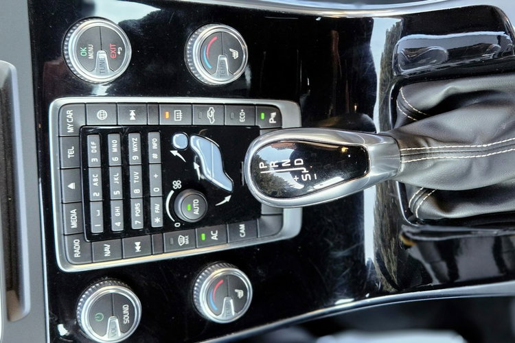 Volvo S60 D4 DRIVE-E 190KM DYNAMIC EDITION Momentum Salon PL, serwis ASO.2019 rej zdjęcie 34