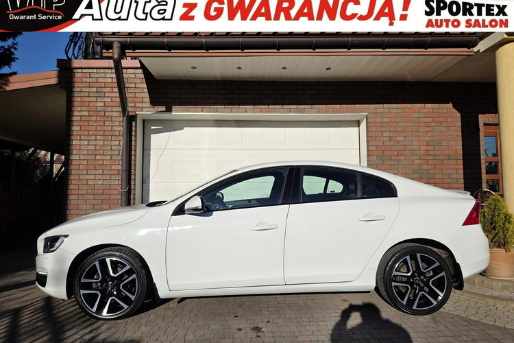 Volvo S60 D4 DRIVE-E 190KM DYNAMIC EDITION Momentum Salon PL, serwis ASO.2019 rej zdjęcie 4