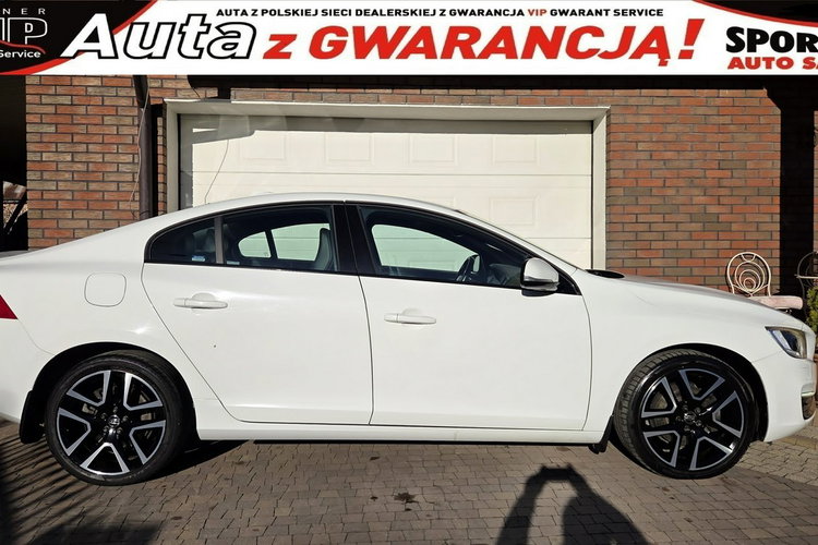 Volvo S60 D4 DRIVE-E 190KM DYNAMIC EDITION Momentum Salon PL, serwis ASO.2019 rej zdjęcie 8