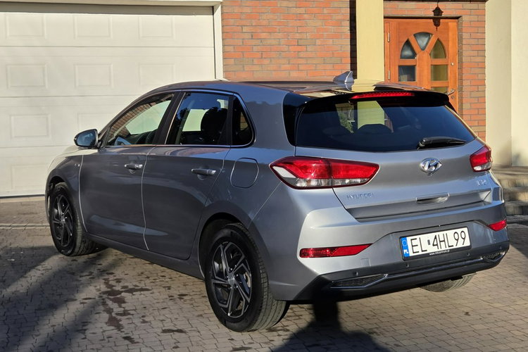 Hyundai i30 1.5 T-GDI 48V Smart, Salon PL. Bezwypadkowy, Bogate wyposażenie , zdjęcie 7