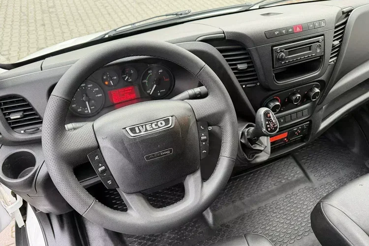 Iveco Daily 70C18 V H zdjęcie 13