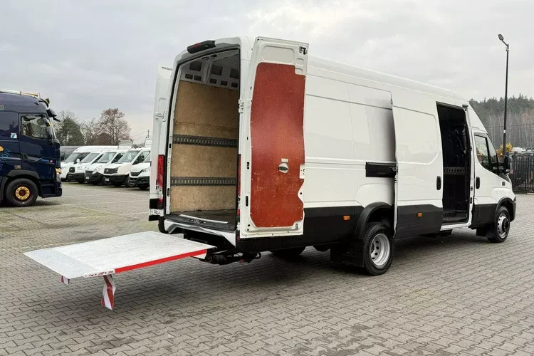 Iveco Daily 70C18 V H zdjęcie 5
