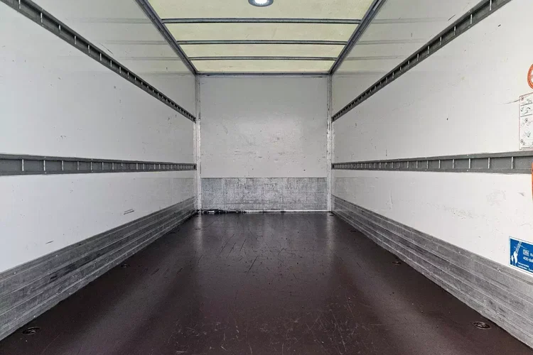 Citroen Jumper Kontener 8 ePAL 84999zł NETTO 2.2 HD/140KM zdjęcie 15