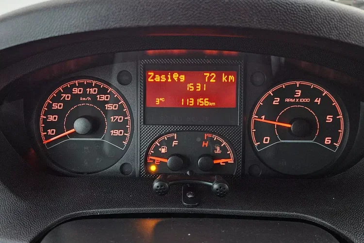 Citroen Jumper Kontener 8 ePAL 84999zł NETTO 2.2 HD/140KM zdjęcie 21