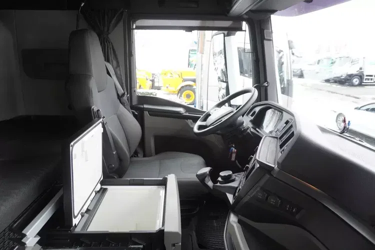 MAN TGX 18.510 E6 4×2 / Kab. sypialna / 2023 / Wielton NW-3 / poj. 38m3 zdjęcie 15